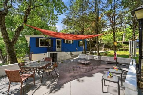 8 Stony Trail Greenwood Lake NJ 10925