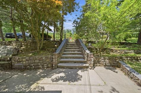 8 Stony Trail Greenwood Lake NJ 10925