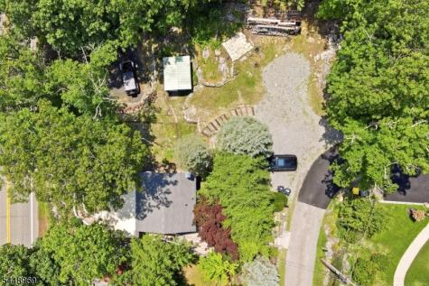 8 Stony Trail Greenwood Lake NJ 10925