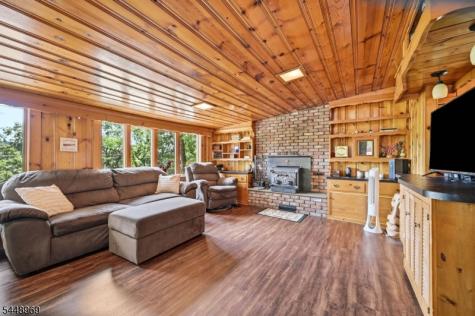 8 Stony Trail Greenwood Lake NJ 10925