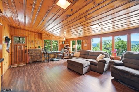 8 Stony Trail Greenwood Lake NJ 10925