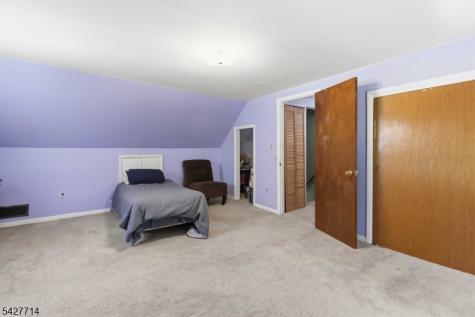 170 Marion Court Pompton Lakes NJ 07442