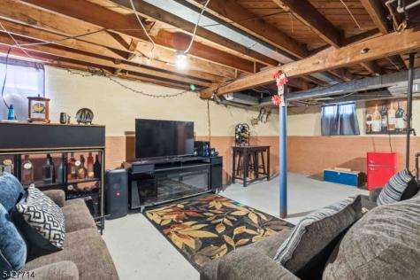 170 Marion Court Pompton Lakes NJ 07442