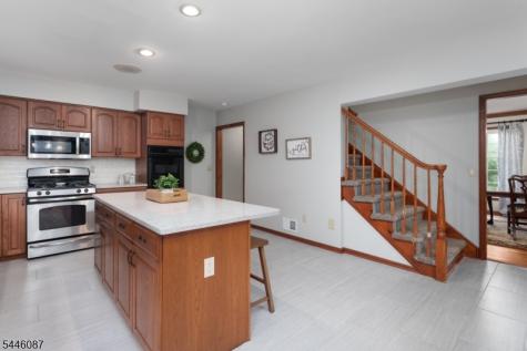 17 Shy Creek Road Alexandria NJ 08867
