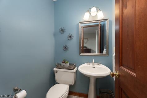 17 Shy Creek Road Alexandria NJ 08867