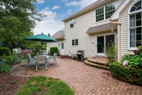 17 Shy Creek Road Alexandria NJ 08867