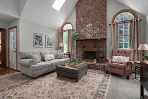 17 Shy Creek Road Alexandria NJ 08867
