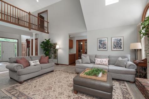 17 Shy Creek Road Alexandria NJ 08867