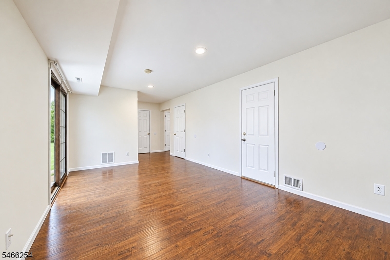 6 Renault Drive Mount Olive NJ 07836