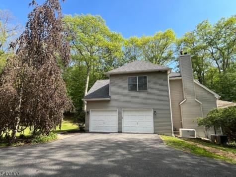 26 Crystal Rock Road Sparta NJ 07871
