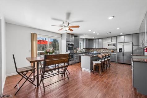 13 Bridge Hollow Road Tewksbury NJ 07830