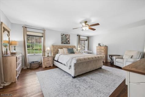 13 Bridge Hollow Road Tewksbury NJ 07830