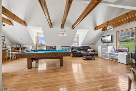 13 Bridge Hollow Road Tewksbury NJ 07830