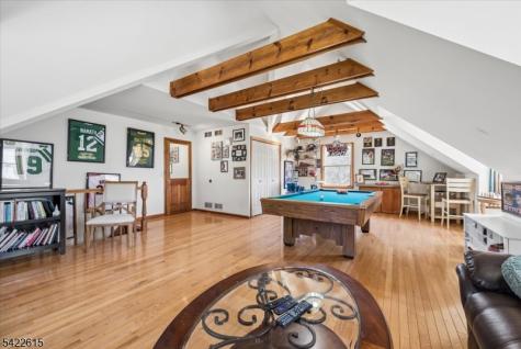 13 Bridge Hollow Road Tewksbury NJ 07830