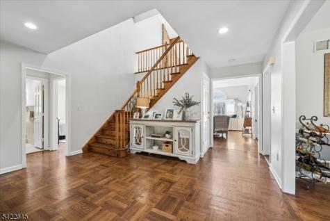 13 Bridge Hollow Road Tewksbury NJ 07830