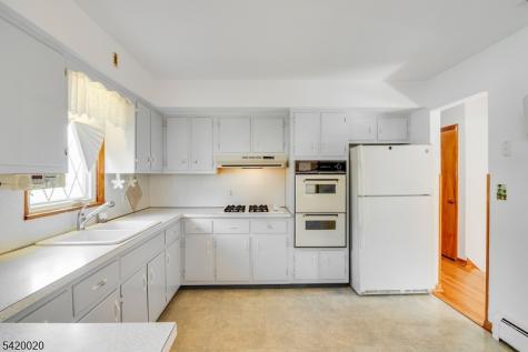240 Ridge Road Cedar Grove NJ 07009