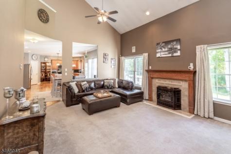 4 Cove Hollow Court Andover NJ 07821
