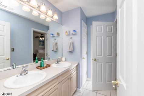 4 Cove Hollow Court Andover NJ 07821