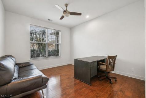 90 Schindler Court Franklin NJ 08873