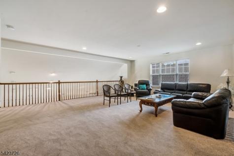 90 Schindler Court Franklin NJ 08873