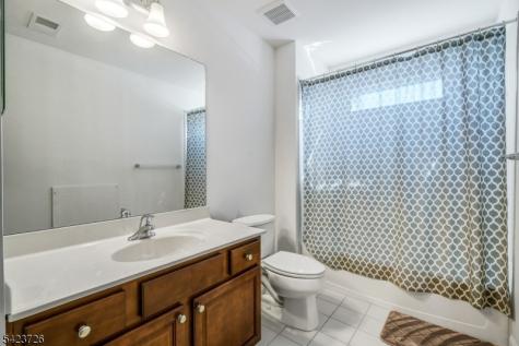 90 Schindler Court Franklin NJ 08873