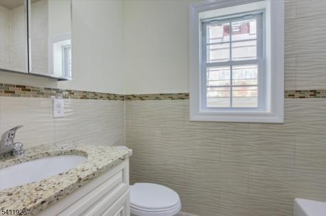68 Lindsley Avenue Newark NJ 07106