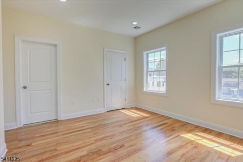 68 Lindsley Avenue Newark NJ 07106