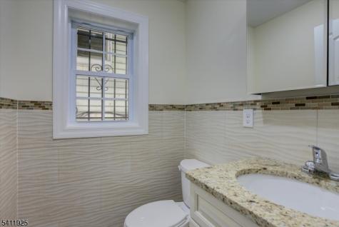 68 Lindsley Avenue Newark NJ 07106