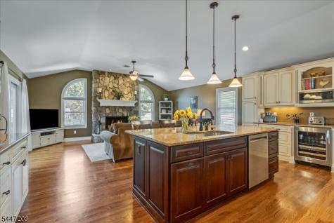 18 Dean Avenue Butler NJ 07405