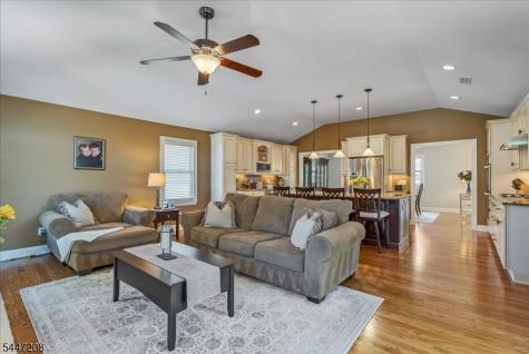 18 Dean Avenue Butler NJ 07405