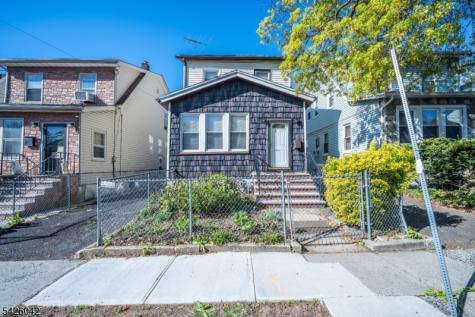 26 Scofield Street Newark NJ 07106