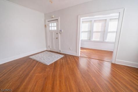 26 Scofield Street Newark NJ 07106