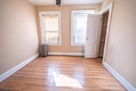 26 Scofield Street Newark NJ 07106