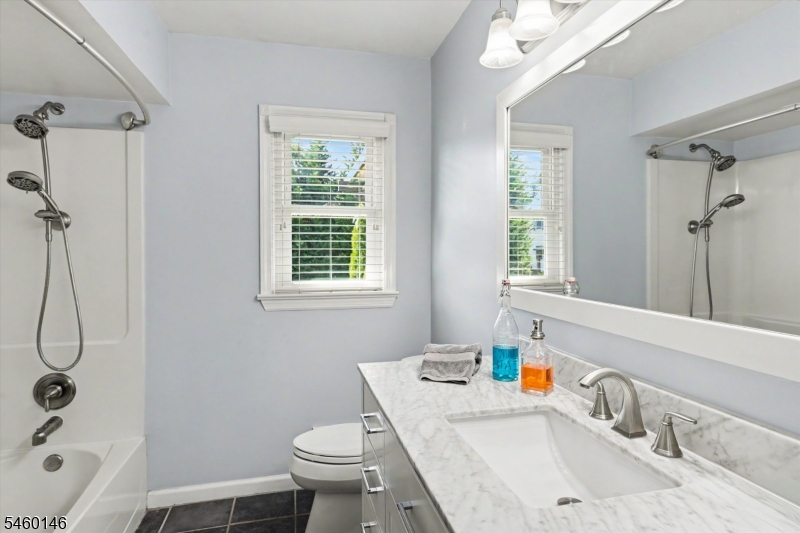 807 Brooklyn Avenue Raritan NJ 08869