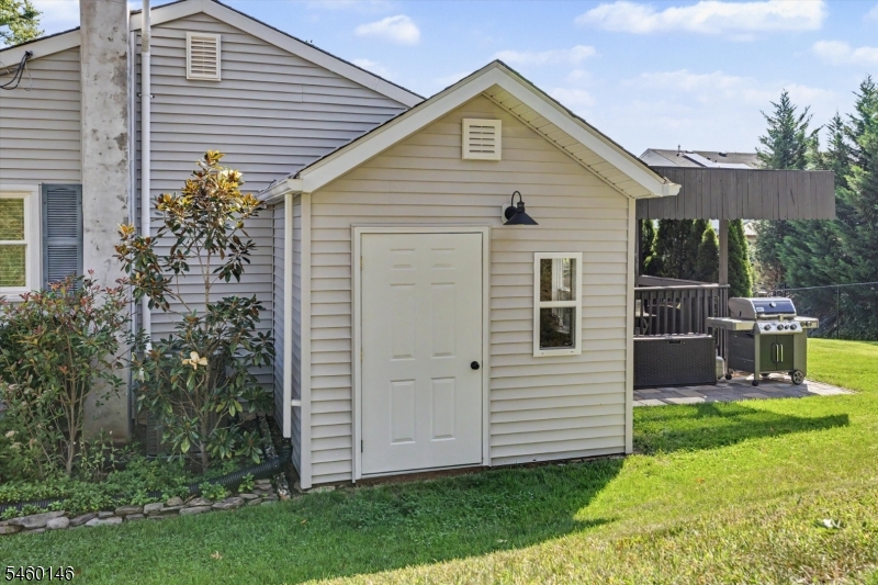 807 Brooklyn Avenue Raritan NJ 08869