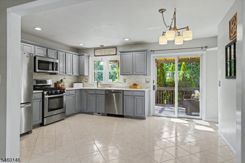 807 Brooklyn Avenue Raritan NJ 08869