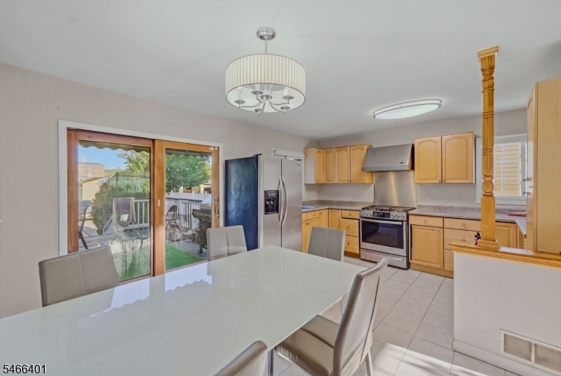 9 Raritan Avenue Paterson NJ 07503