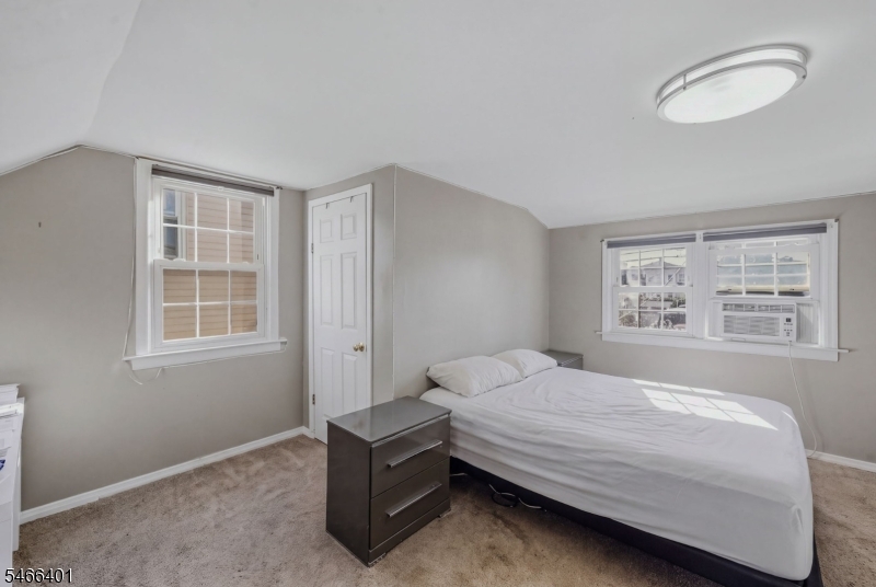 9 Raritan Avenue Paterson NJ 07503