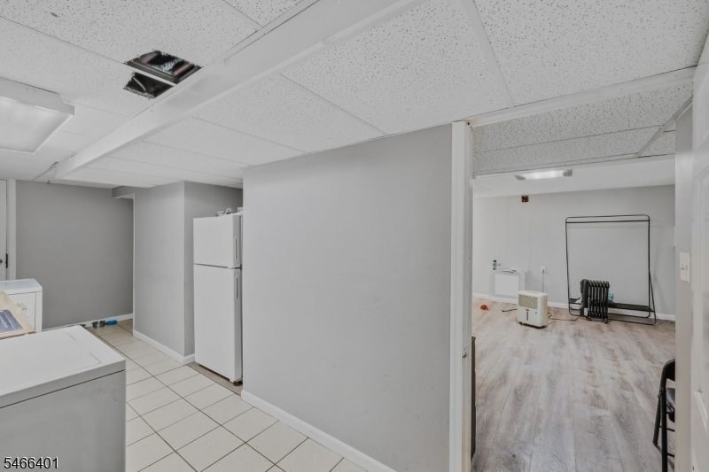 9 Raritan Avenue Paterson NJ 07503