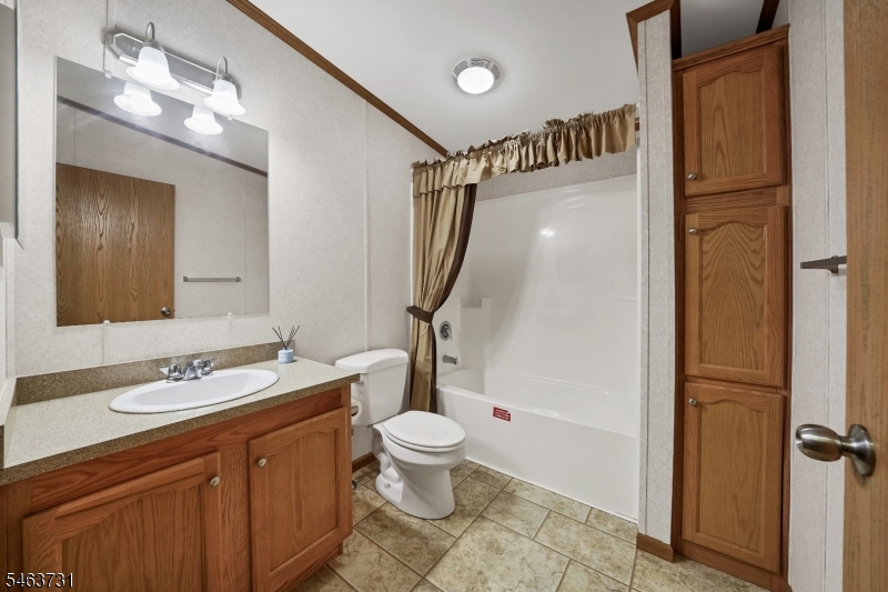 37 Sherwood Park Washington NJ 07853