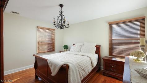 1910 Grandview Avenue Westfield NJ 07090
