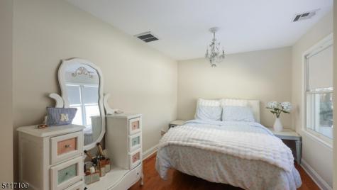 1910 Grandview Avenue Westfield NJ 07090