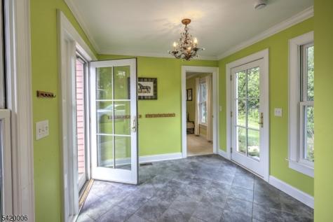 2 High Street Tewksbury NJ 07979