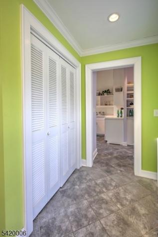 2 High Street Tewksbury NJ 07979
