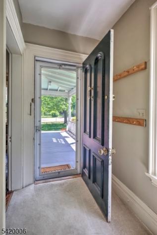2 High Street Tewksbury NJ 07979