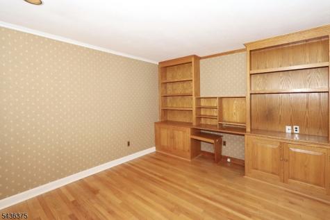 785 Lamberts Mill Road Westfield NJ 07090
