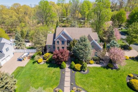 19 Ridge Road Green Brook NJ 08812