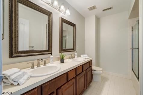 19 Ridge Road Green Brook NJ 08812