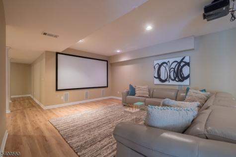 19 Ridge Road Green Brook NJ 08812