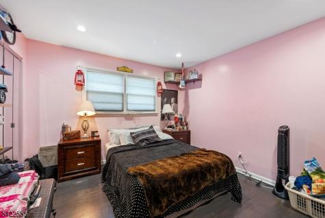 106 Dogwood Drive Oakland NJ 07436